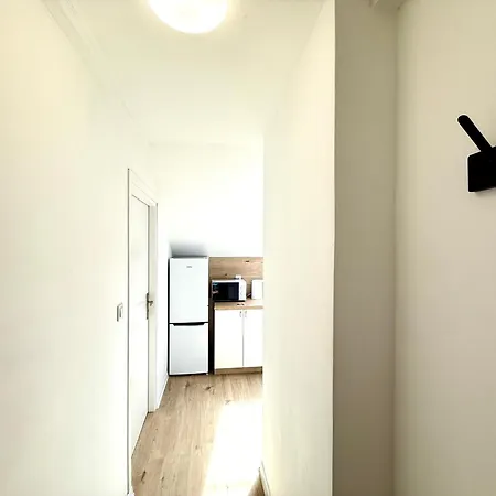 Mieszkanie 2 Pokojowe *